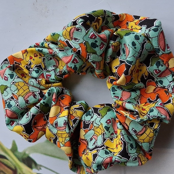 Pokemon Pikachu hair Scrunchie new - Picture 1 of 3